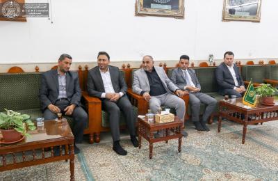 نائب رئيس مجلس النواب العراقي: يشرفني أن أكون متطوعاً في مرقد أمير المؤمنين(ع)