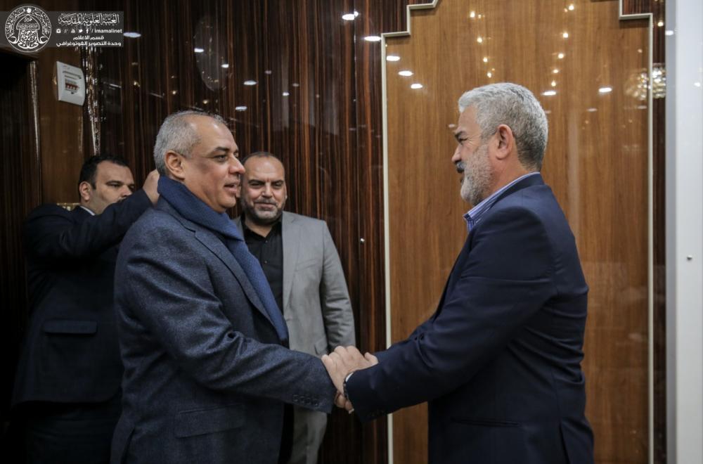 وزير النقل العراقي يلتقي أمين عام العتبة العلوية ويناقش معه عددا من الخطط الكفيلة بخدمة الزائرين