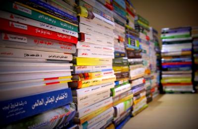 مكتبة الروضة الحيدرية ترفد الجناح القانوني بأكثر من 250 عنوان من إصدارات العام 2018