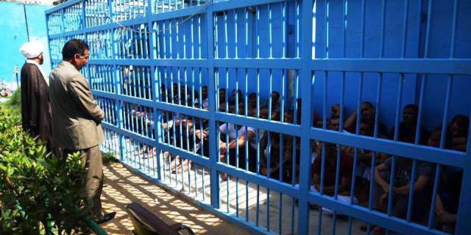 العتبة العلوية المقدسة تستمر بإقامة برنامجها التأهيلي والإنساني للسجناء في محافظة النجف الأشرف