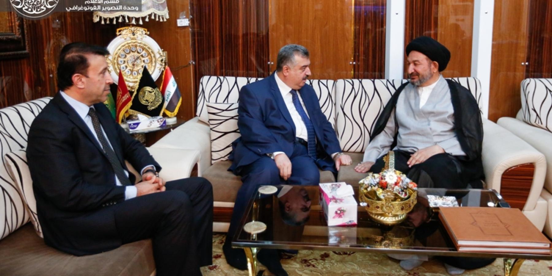 الأمين العام للعتبة العلوية المقدسة يستقبل وكيل وزارة الخارجية العراقية