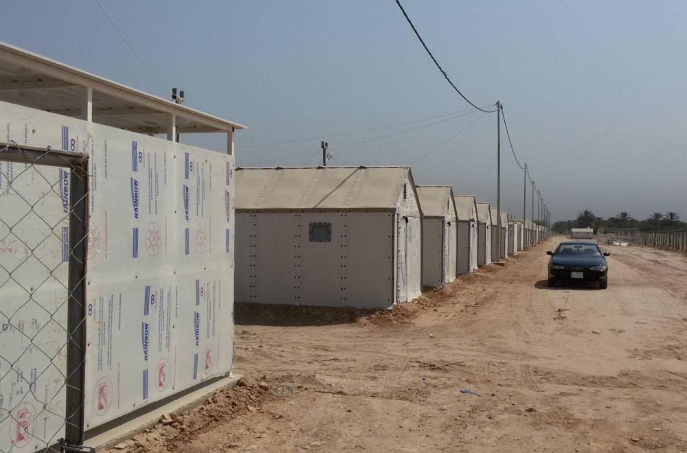 الأمانة العامة للعتبة العلوية المقدسة تقوم بإكمال نواقص مشروع بناء 100 وحدة سكنية للنازحين بالتعاون مع منظمة الأمم المتحدة (UNHCR)