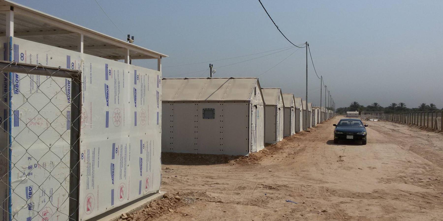 الأمانة العامة للعتبة العلوية المقدسة تقوم بإكمال نواقص مشروع بناء 100 وحدة سكنية للنازحين بالتعاون مع منظمة الأمم المتحدة (UNHCR)