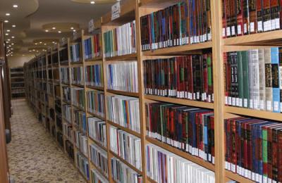 مكتبة الروضة الحيدرية توفر مصادر البحوث الأساسية للباحثين وتقوم بشراء أكثر من ثمانية آلاف كتاب
