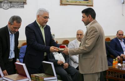 بمناسبة ولادة سيدة النساء فاطمة الزهراء (عليها السلام).. إدارة العتبة العلوية توزع وجبة جديدة من دور مجمع قنبر السكني