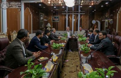 الأمين العام للعتبة العلوية يبحث مع وفد مجلس بلدية مشهد المقدسة سبل التعاون المشترك لخدمة الزائرين في الزيارات المليونية