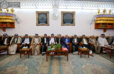 الأمين العام للعتبة العلوية يبحث مع نخبة من وجهاء وشيوخ عشائر النجف الأشرف سبل التعاون المشترك