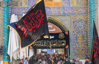 موكب منتسبي العتبة العلوية المقدسة يحيون ذكرى شهادة الامام محمد الباقر ومسلم بن عقيل عليهما السلام