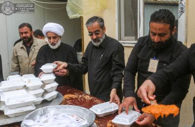 عضو مجلس إدارة العتبة العلوية يثني على جهود منتسبي العتبة المقدسة في موكب بطل خيبر لخدمة الزائرين