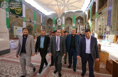 وكيل وزارة الداخلية يتشرف بزيارة مرقد أمير المؤمنين (ع)