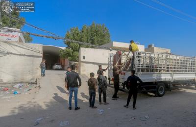 ضمن حملتها لتأهيل المقاعد الدارسية : العتبة العلوية تسلم إحدى مدارس محافظة النجف الأشرف وجبة جديدة من الرحلات الدراسية