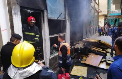 فرق الدفاع المدني في العتبة العلوية تساهم في إخماد حريق اندلع في المدينة القديمة في النجف الأشرف