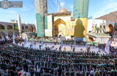  مسؤولو ومنتسبو العتبة العلوية يحييون ذكرى الولادة الميمونة لأمير المؤمنين (ع) في باحة الصحن العلوي المطهر