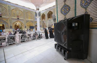 قسم الشؤون الخدمية في العتبة العلوية المقدسة يباشر بتنصيب مبردات هواء جديدة في الصحن العلوي المطهر