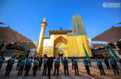منتسبو العتبة العلوية يحيون شهادة الإمام الحسن العسكري ع خلال الزيارة الصباحية 