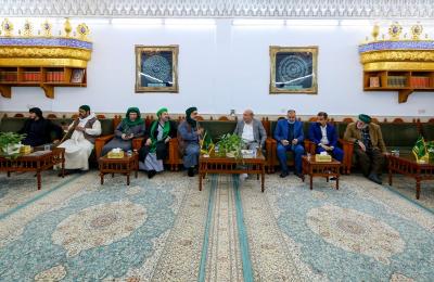 وفد من مسلمي أوروبا وأفريقيا برئاسة متولي الحضرة القادرية في ضيافة العتبة العلوية المقدسة 