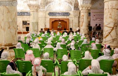 قسم الشؤون الدينية في العتبة العلوية يرعى حفلا لتتويج المكلفات من طالبات المدارس في النجف الأشرف