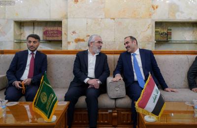 الأمين العامّ للعتبة العلويّة المقدّسة يستقبل وزير الصناعة والمعادن 