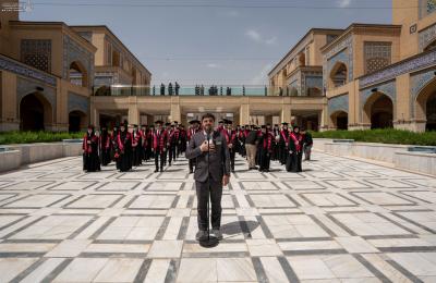 طلبة قسم التخدير في جامعة الحلّة يؤدّون قَسم التخرّج في رحاب العتبة العلويّة المقدّسة