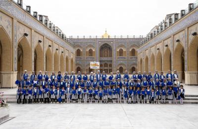 تلاميذ المرحلة الابتدائية ينهلون من قيم الإمام علي (ع) في حفل تخرّجهم في العتبة العلويّة المقدّسة 