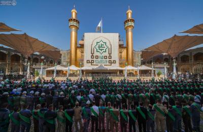 خَدَمُ العتبة العلويّة المقدّسة يُجدّدون الولاء في (مسيرة الخدم) ويُؤدّون قسم الولاء أمام أمير المؤمنين (ع) في ذكرى الغدير 