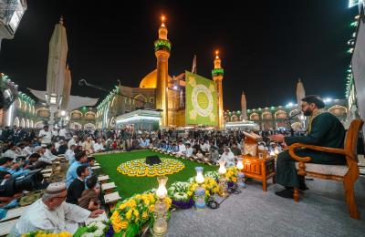 ضمن فعاليات أسبوع الصادقَينِ .. العتبة العلويّة المقدّسة تُقيم محفلًا قرآنيًا دوليًا في باحة الحرم العلويّ المطهَّر