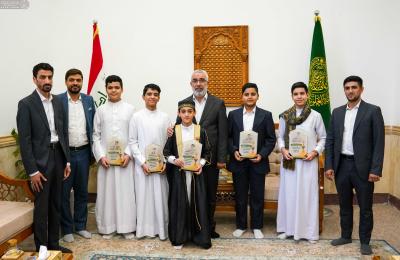الأمين العام للعتبة العلوية المقدسة يكرّم الفائزين بالمسابقات القرآنية والردّات الحسينية  