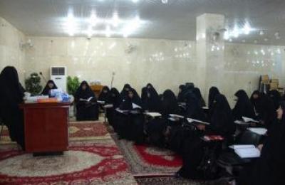 دورات قرآنية نسوية في العتبة العلوية المقدسة