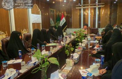 الامين العام للعتبة العلوية المقدسة خلال لقائه بمسؤولات القسم النسوي: ضرورة وضع خطة عمل تطويرية سنوية مدروسة للنهوض بالمستوى الثقافي الديني العقائدي الانضباطي للكوادر العاملة في خدمة زائري المولى أمير المؤمنين(عليه السلام)