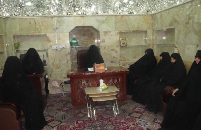 وفد من مدرسة العقيلة زينب الكبرى للدراسات الحوزوية في النجف الأشرف يزور العتبة العلوية المقدسة 