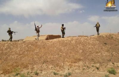 بعد تحرير البعاج .. مبلغو العتبة العلوية يشاركون قوات الحشد الشعبي بتحرير  القرى المحيطة بالقضاء ويقلدون الأبطال المنتصرين وشاح أمير المؤمنين (ع)