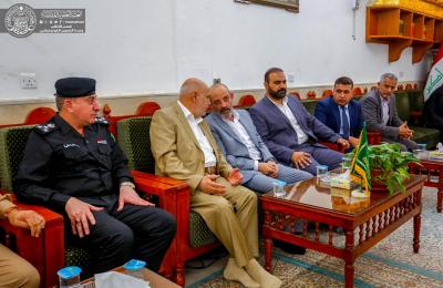 وزير الدفاع اللبناني يتشرف بزيارة مرقد أمير المؤمنين ويؤكد : الإمام علي (ع) رمزٌ للعدالة الإنسانية والشجاعة