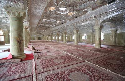 كوادر قسم الشؤون الخدمية تواصل الليل بالنهار لتهيئة مواقع الاستراحة والضيافة لزائري الأربعين
