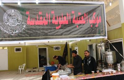 قسم الشؤون الفكرية في العتبة العلوية يقدم أكثر من تسعة آلاف وجبة طعام يوميا لزائري أربعينية الإمام الحسين(عليه السلام)