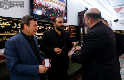 محافظ كربلاء المقدسة يتشرف بزيارة العتبة العلوية المقدسة 