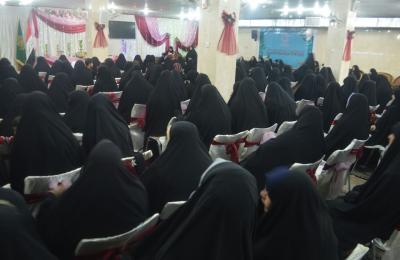 شعبتا القرآن الكريم والتعليم الديني النسويتان تقيمان احتفالية بمناسبة الولادة العطرة للرسول الاعظم (صلى الله عليه وآله) وحفيده الامام الصادق(عليه السلام) 