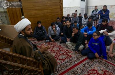 قسم الشؤون الدينية يواصل برنامجه بتثقيف الزائر الأجنبي 