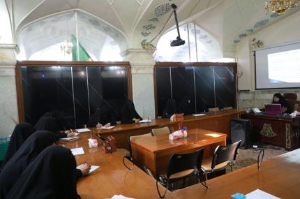 العتبة العلوية ... اختتام دورة تطويرية حول التخلص من الطاقة السلبية في مجال الإرشاد الأسري