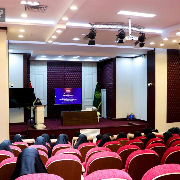 العتبة العلوية المقدسة تقيم محفلاً قرآنياً لخريجات دوراتها القرآنية من محافظة كركوك