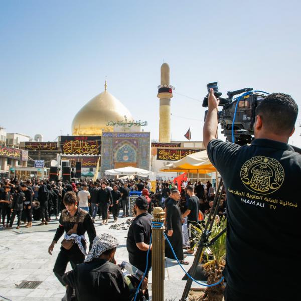 إعلاميو العتبة العلوية المقدسة يساهمون في نقل وقائع ذكرى شهادة الإمام الحسن العسكري (عليه السلام) من سامراء