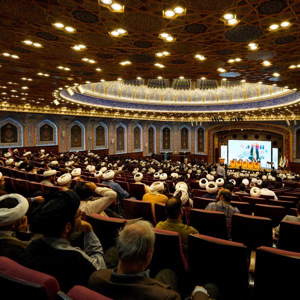 انطلاق المؤتمر العلمي الدوليّ الأول للميرزا النائيني بمشاركة العتبتَينِ المقدستَينِ العلويّة والحسينيّة ومديرية الحوزات في قم المقدّسة 