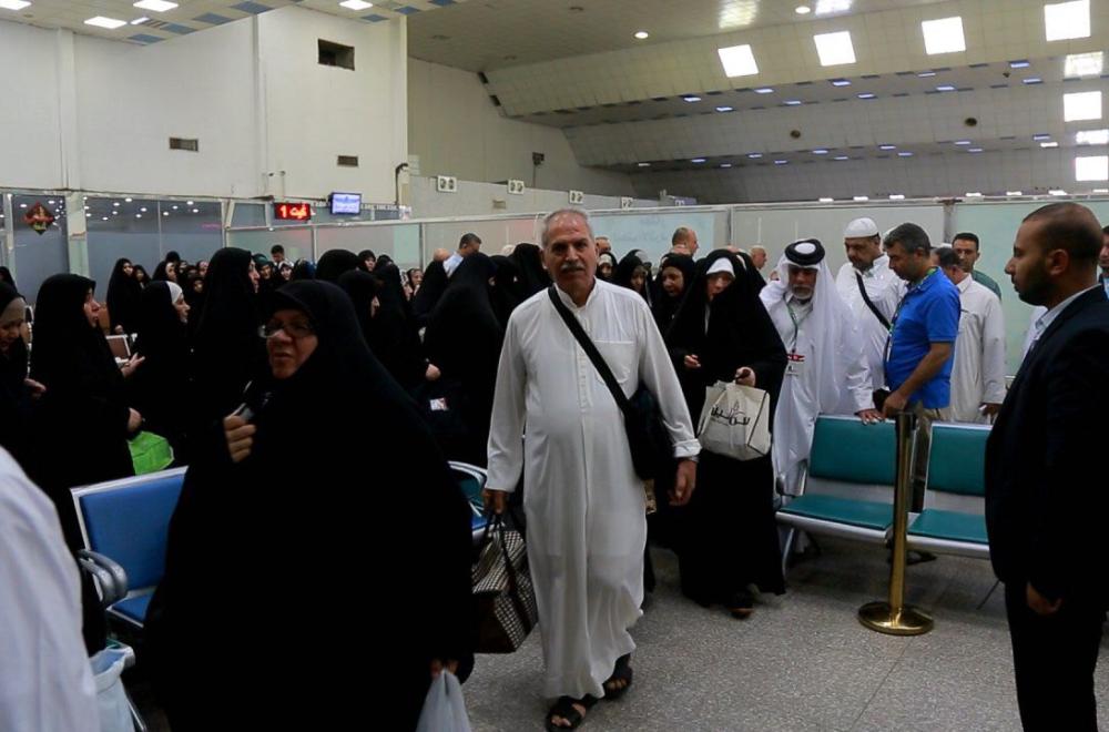 العتبة العلوية المقدسة تودع قوافل حجاج بيت الله الحرام عبر مطار النجف الأشرف الدولي