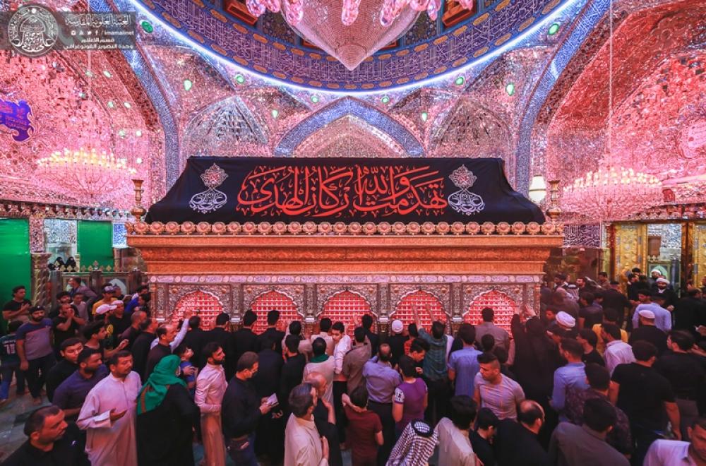 الحرم العلوي في صبيحة جرح أمير المؤمنين(ع) محاطا بأفئدة المعزين التي أعتصرها ألم المصاب ( صور )