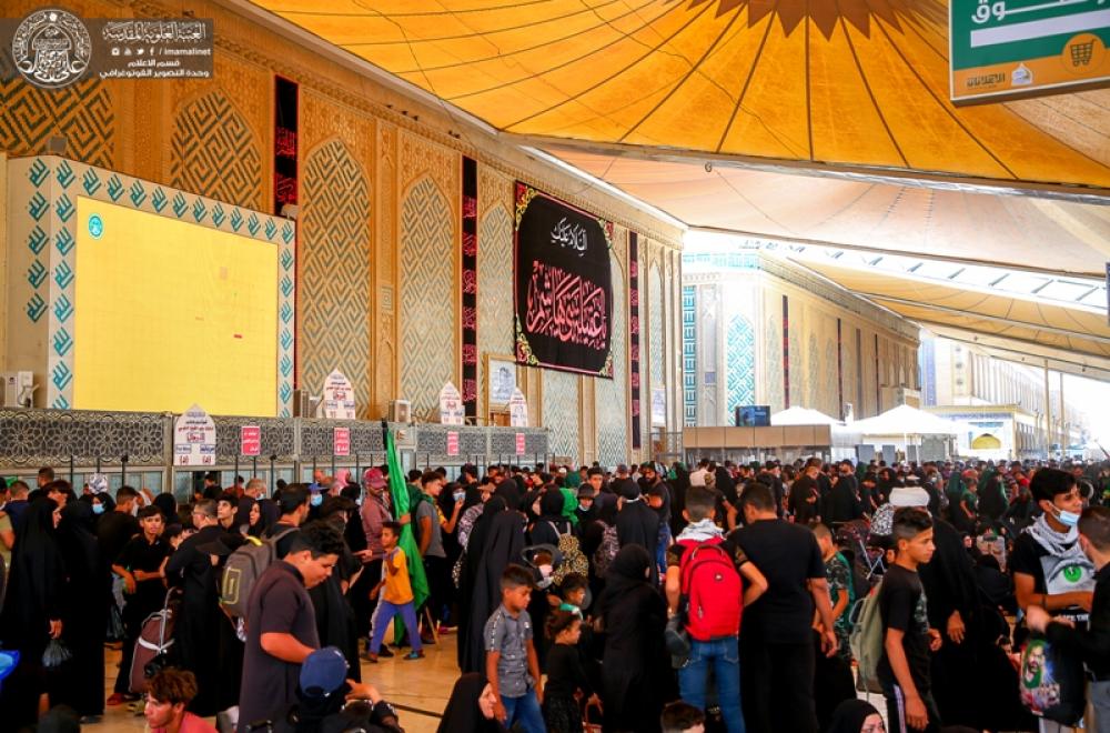 اللجنة العليا تتفقد مواكب العتبة العلوية للوقوف على تقديم الخدمات لزائري حرم أمير المؤمنين المعزين بذكرى أربعينية الإمام الحسين (عليهما السلام)