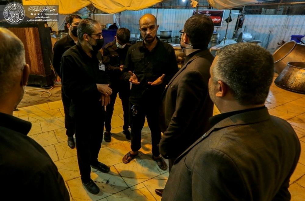 اللجنة العليا تتفقد مواكب العتبة العلوية للوقوف على تقديم الخدمات لزائري حرم أمير المؤمنين المعزين بذكرى أربعينية الإمام الحسين (عليهما السلام)