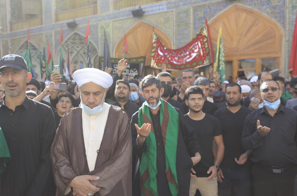 جانب من تشييع الخطيب الفقيد السيد جاسم الطويرجاوي ( رحمه الله تعالى ) من مرقد أمير المؤمنين(عليه السلام)