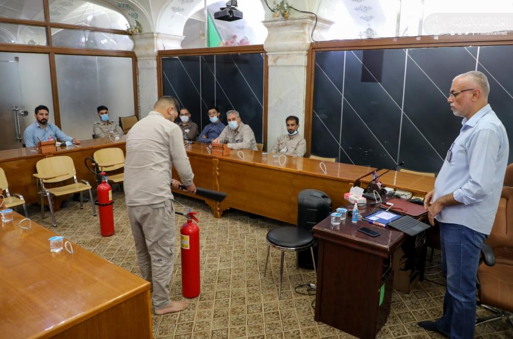 قسم السلامة المهنية في العتبة العلوية المقدسة يقيم دورات تخصصية للتعريف بقواعد السلامة العامة 
