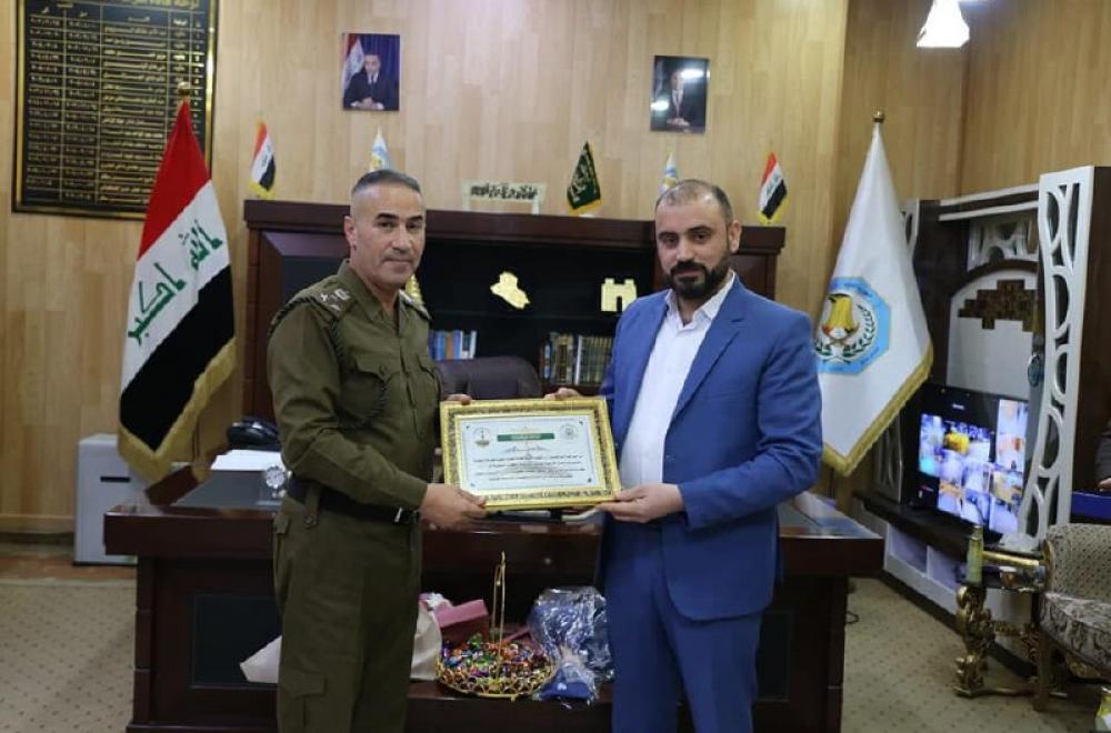 قسم العلاقات العامة في العتبة العلوية يقدم التهاني الى قادة ومنتسبي الشرطة بمناسبة عيدهم الوطني