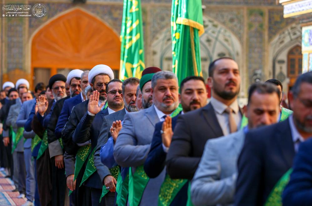 منتسبو العتبة العلوية يؤدون الزيارة الصباحية بحضور الوفود المشاركة في مؤتمر العلاقات الدولي