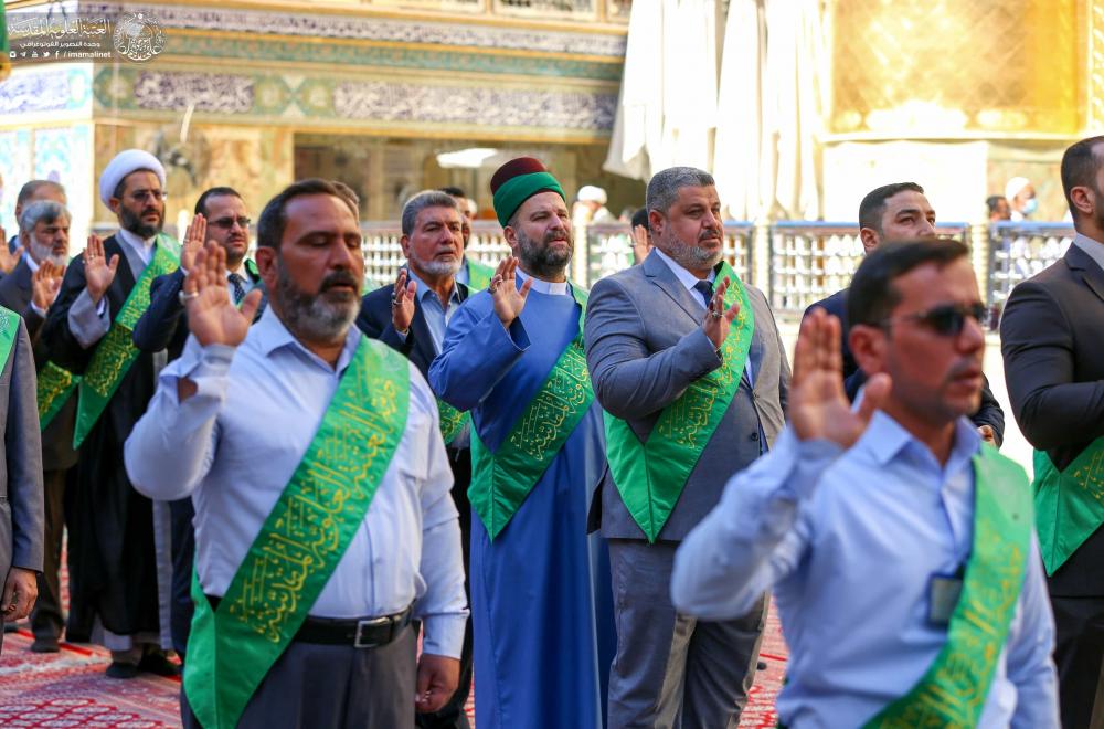 منتسبو العتبة العلوية يؤدون الزيارة الصباحية بحضور الوفود المشاركة في مؤتمر العلاقات الدولي
